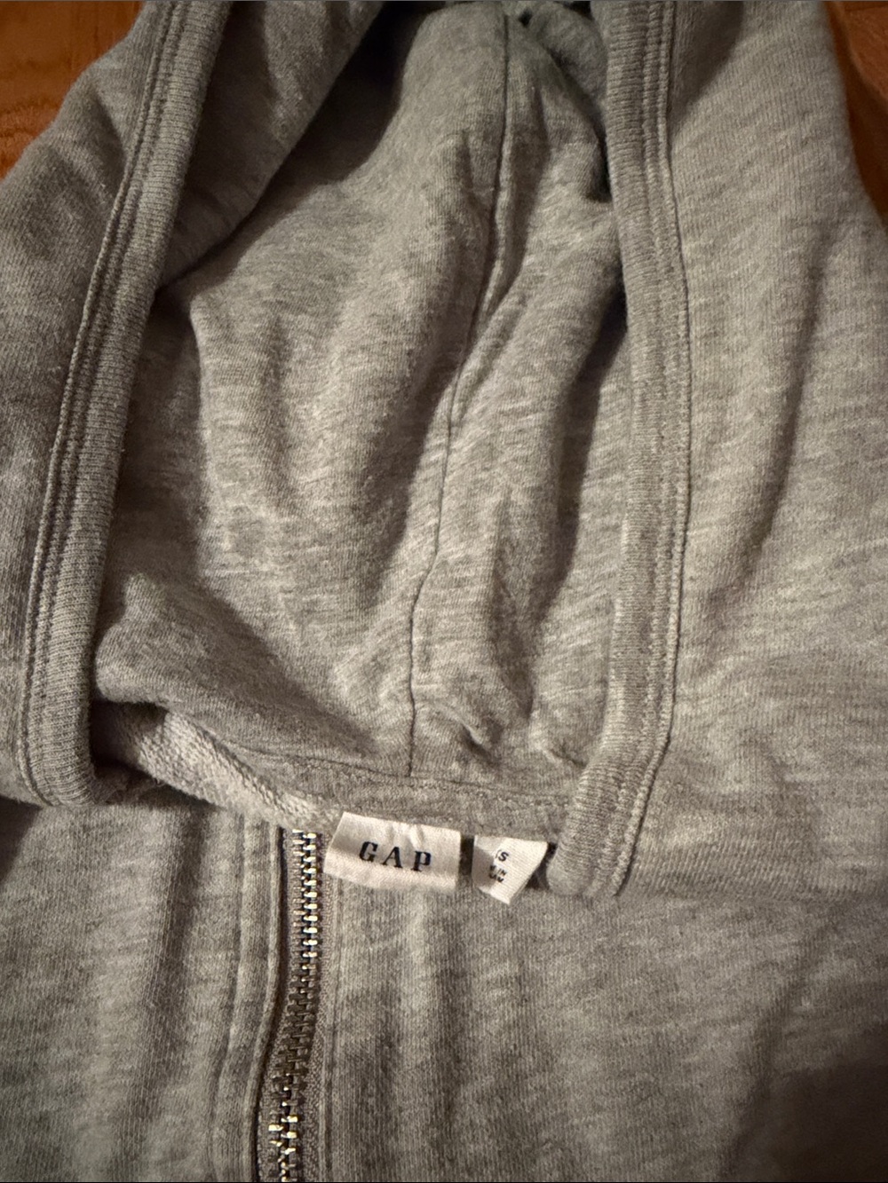 GAP Women’s Light Gray Full-Zip Light Weight  Hip Length Hoodie